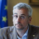 Les coupes de personnel du gouvernement bruxellois dépassent 500 avec la poursuite du gel des recrutements