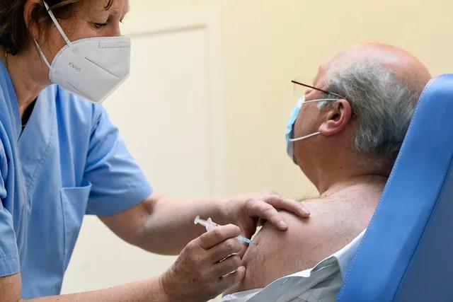 Les fonds de santé indépendants attribuent les faibles taux de vaccination à Bruxelles à une fragmentation administrative