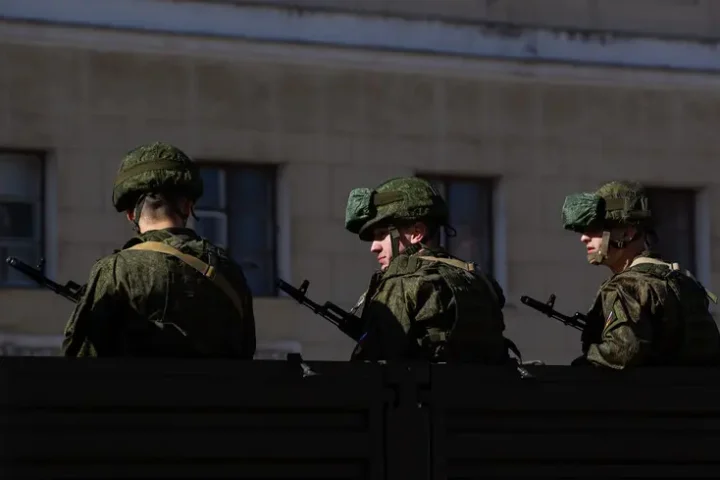 Les forces russes avancent dans les régions de Donetsk et de Kharkiv, selon des rapports confirmés