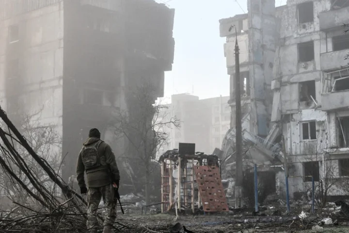 Les forces russes cherchent à contourner Orikhiv par le flanc droit, selon des rapports militaires