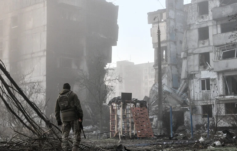 Les forces russes cherchent à contourner Orikhiv par le flanc droit, selon des rapports militaires