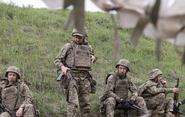 Les forces ukrainiennes enregistrent des succès significatifs lors de l'opération Vivaldi près de Lyman