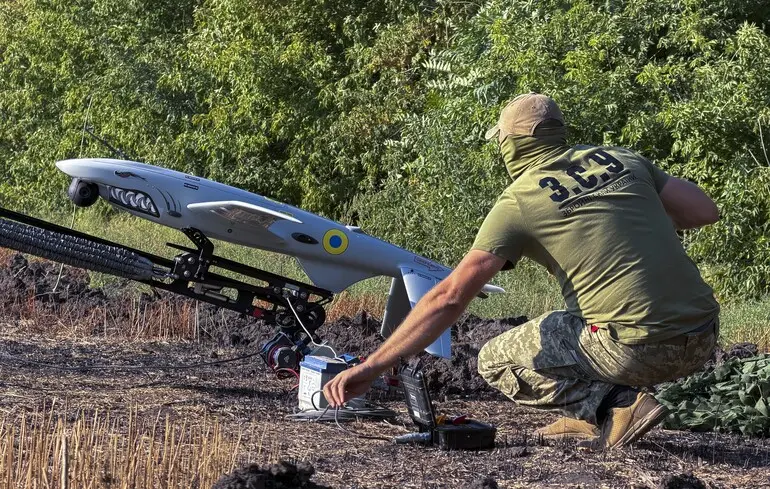 Les forces ukrainiennes frappent des cibles militaires clés dans la région de Bryansk