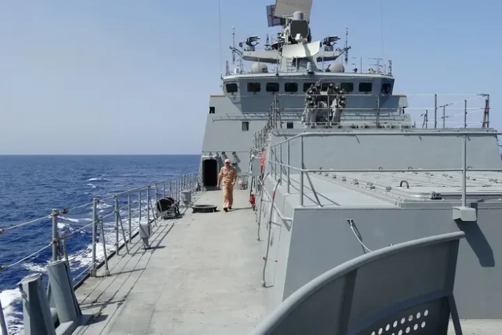 Les forces ukrainiennes frappent la frégate russe Admiral Essen et d'autres cibles militaires
