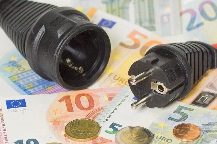 Les fournisseurs d'énergie ne pourront plus émettre de factures finales basées sur des données de plus d'un an d'ici 2027.