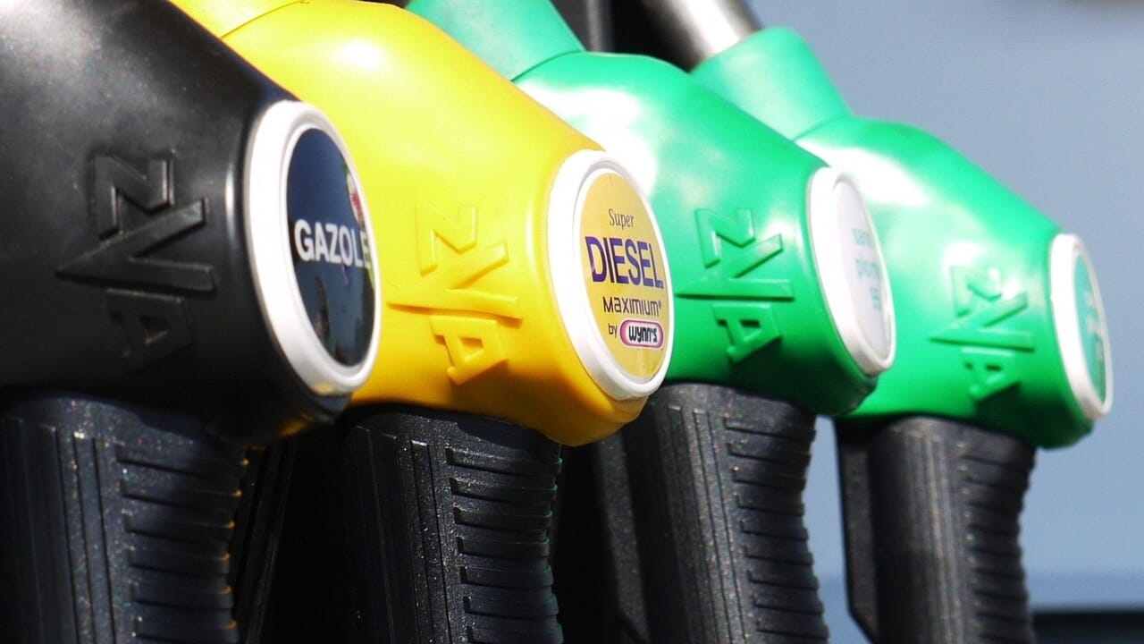 Les prix du diesel et du gaz atteignent de nouveaux sommets en raison des tensions au Moyen-Orient.