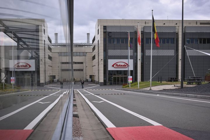 Les syndicats de Takeda cherchent à réduire les pertes d'emplois lors de la restructuration.