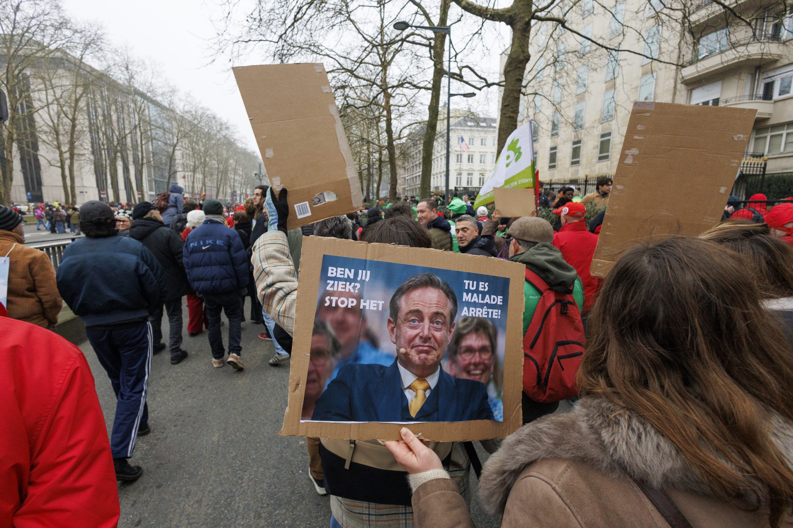 Les syndicats organisent une manifestation alors que le gouvernement belge entame des négociations pour des réductions budgétaires