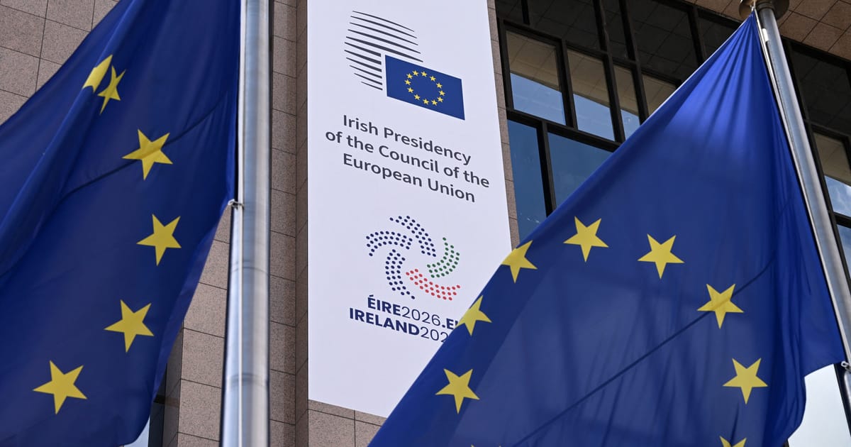 L'Irlande salue le consensus de l'UE sur de nouveaux prélèvements sur les importations de carbone et les déchets électroniques.