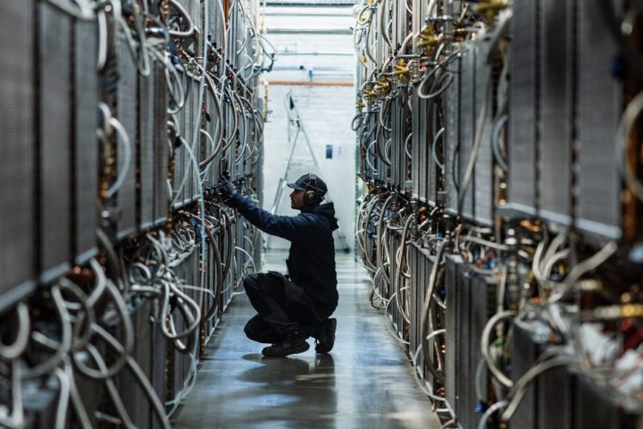 L'UE fait l'objet d'une plainte pour manque de transparence sur la consommation énergétique des centres de données