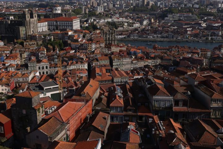 L'UE prend des mesures pour réguler les locations à court terme afin d'améliorer l'accessibilité du logement