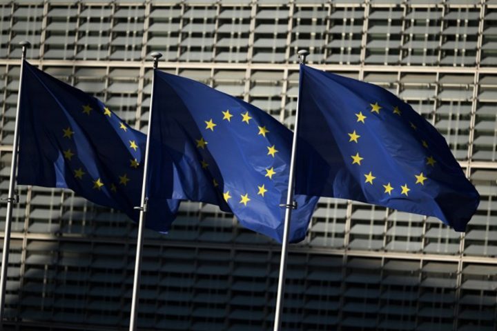 L'UE suspend les importations de volaille et de viande bovine brésiliennes en raison de préoccupations sanitaires.