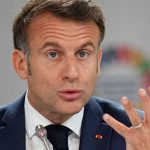 Macron demande à l'UE de assouplir les règles sur l'énergie et le climat face à la hausse des prix des carburants