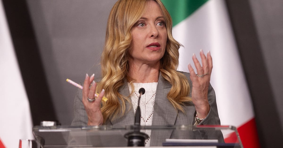 Meloni appelle l'UE à assouplir les règles budgétaires en raison de la crise énergétique