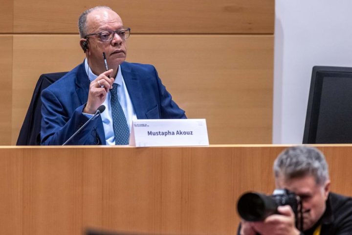 Mustapha Akouz intente un procès en diffamation contre Vincent Van Quickenborne et réclame des excuses publiques