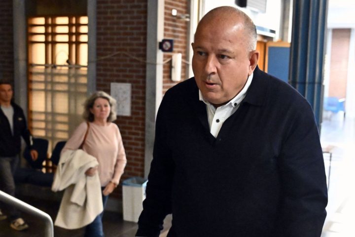 Nicolas Ullens se présente libre à son procès, des questions de préméditation émergent