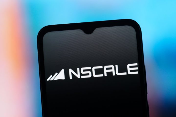 Nscale lève 3,36 milliards de dollars avant son introduction en bourse prévue aux États-Unis.