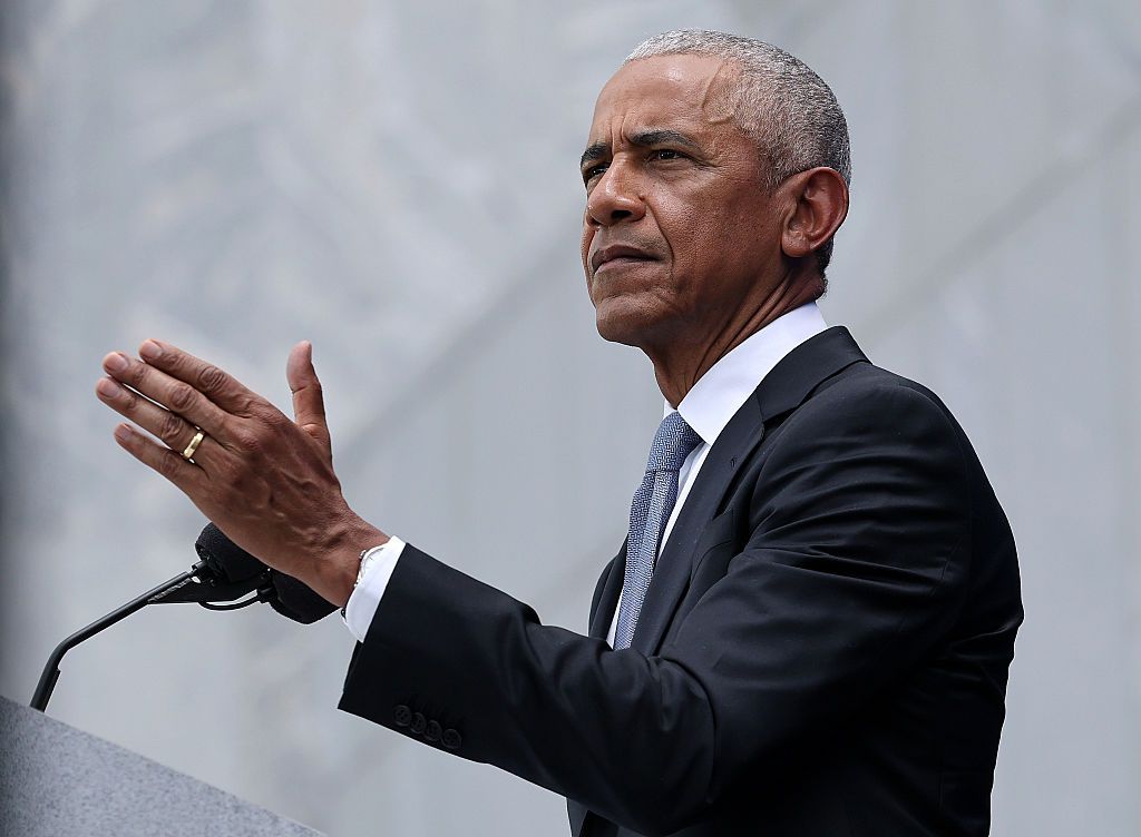 Obama exhorte les démocrates à donner la priorité à la sécurité et à la réglementation de l'intelligence artificielle