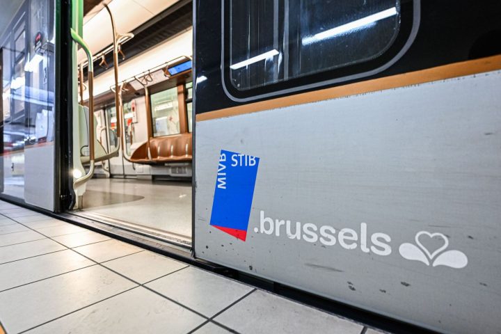 Perturbations partielles sur les lignes 1 et 5 du métro bruxellois, des alternatives mises en place