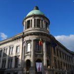 Protestation à Molenbeek contre la pression de Belfius sur les licenciements des agents municipaux