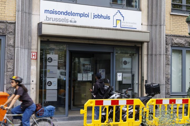 Réforme du chômage : près de la moitié des demandeurs d'emploi bruxellois se tournent vers le CPAS au premier trimestre