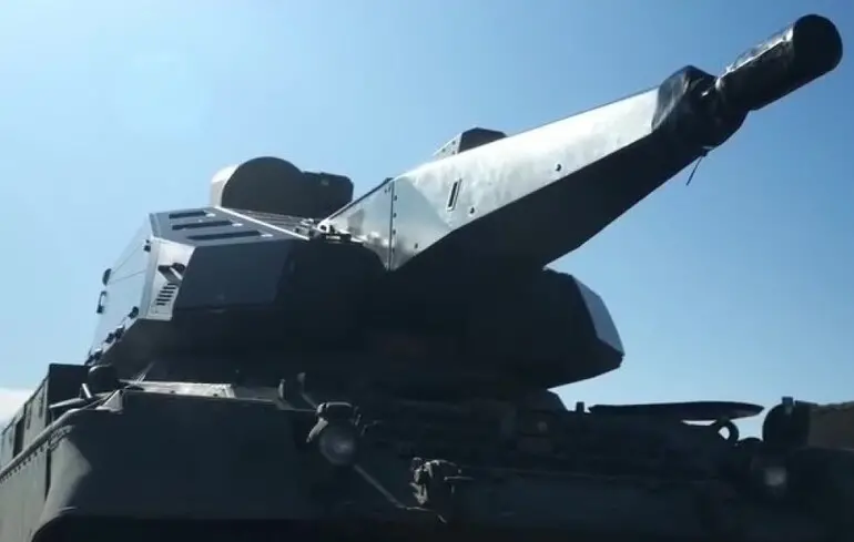 Rheinmetall livre secrètement des systèmes de défense aérienne Skyranger 35 à l'Ukraine