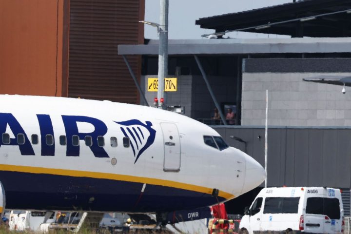 Ryanair annule 14 vols au départ de l’aéroport de Charleroi en raison d'une grève des contrôleurs aériens