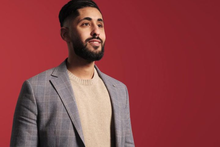 Safouane Akremi démissionne de Vooruit après des accusations de favoritisme dans l'attribution de logements sociaux