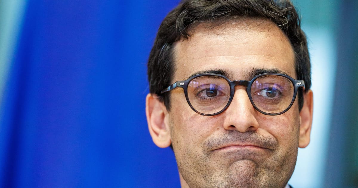 Séjourné déclare que von der Leyen déterminera son avenir si son partenaire remporte la présidence française