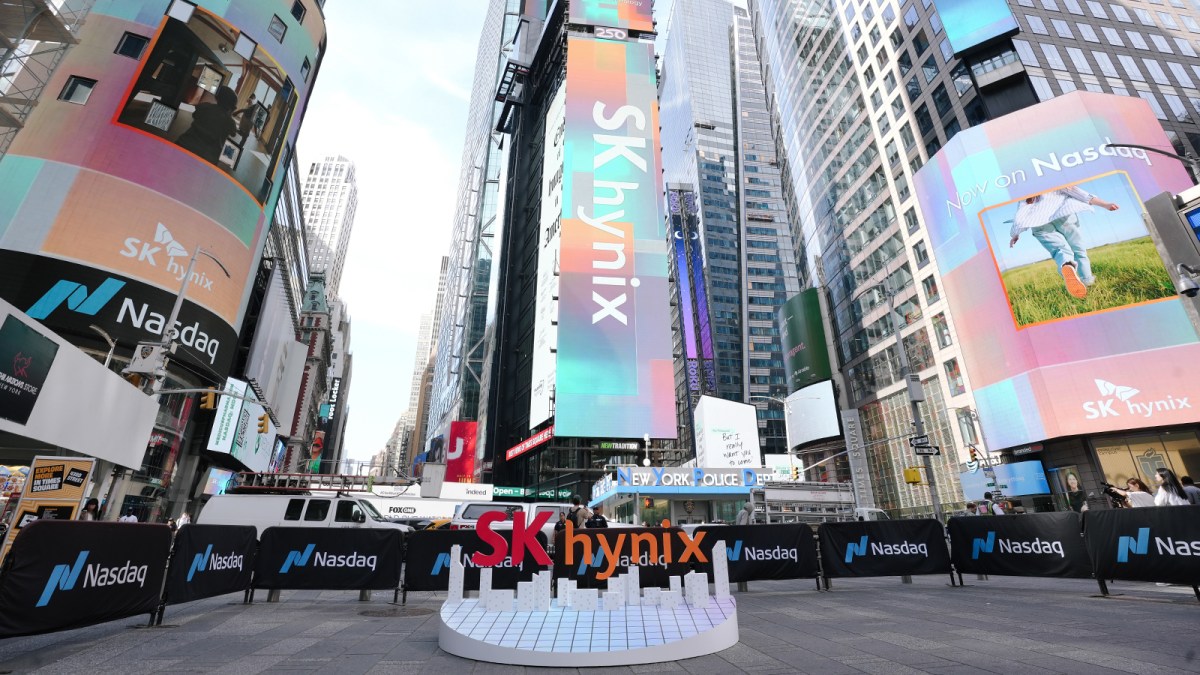 SK Hynix discute avec Intel pour une éventuelle production de puces mémoire aux États-Unis