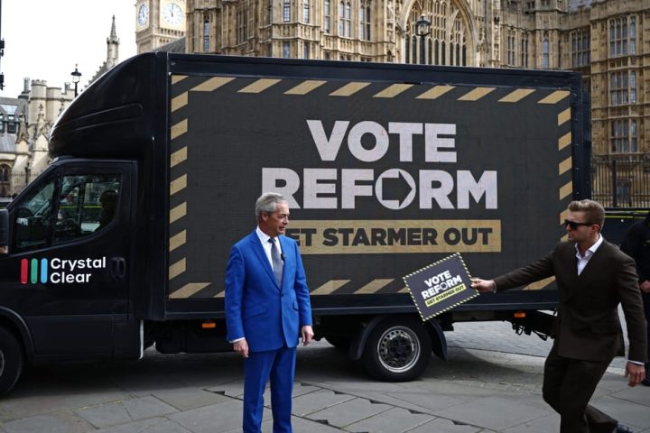 Un ancien aide de Nigel Farage participe à un séjour luxueux en Égypte financé par JL Partners amid controversy sur les donateurs