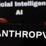 Un chercheur en intelligence artificielle démissionne d'Anthropic et met en garde contre les risques d'une superintelligence.