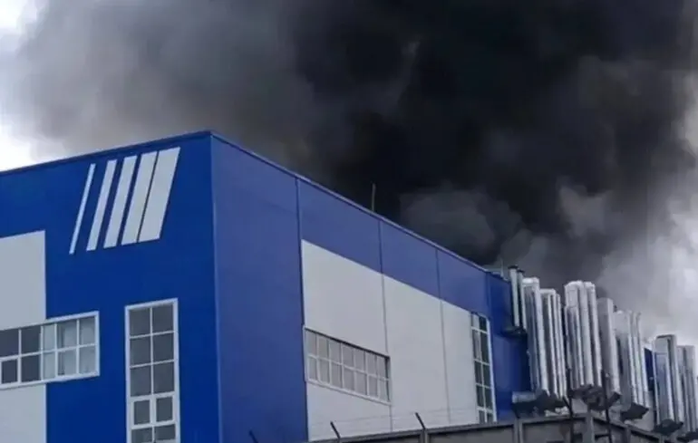 Un incendie se déclare à l'usine Proton-PM dans la région de Perm en Russie
