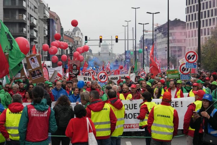Un nombre record de jours de grève en Belgique en 2025 lors de manifestations contre les politiques gouvernementales