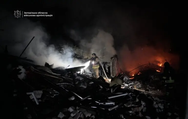 Une attaque de drones russes à Zaporizhzhia fait des victimes et des destructions importantes