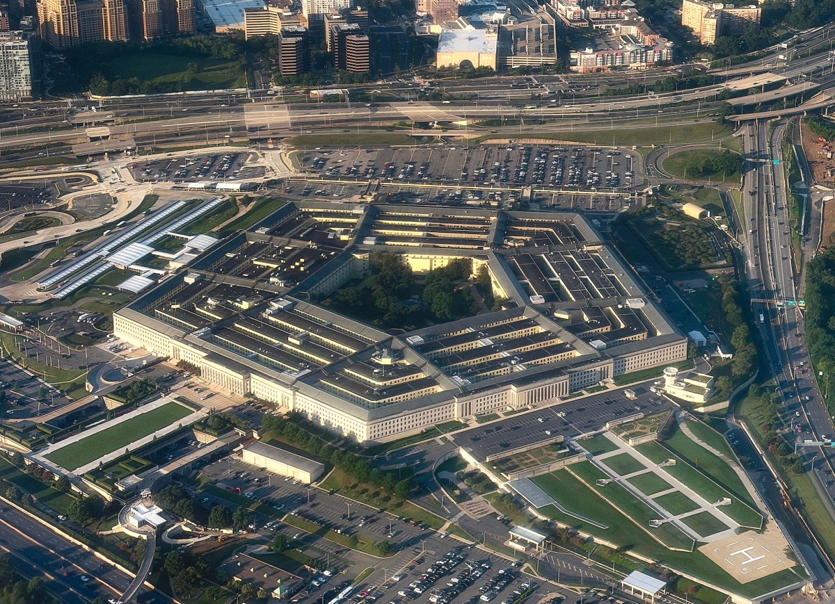 Une brèche de données militaire américaine expose les informations personnelles de millions de militaires en raison de préoccupations croissantes en matière de cybersécurité