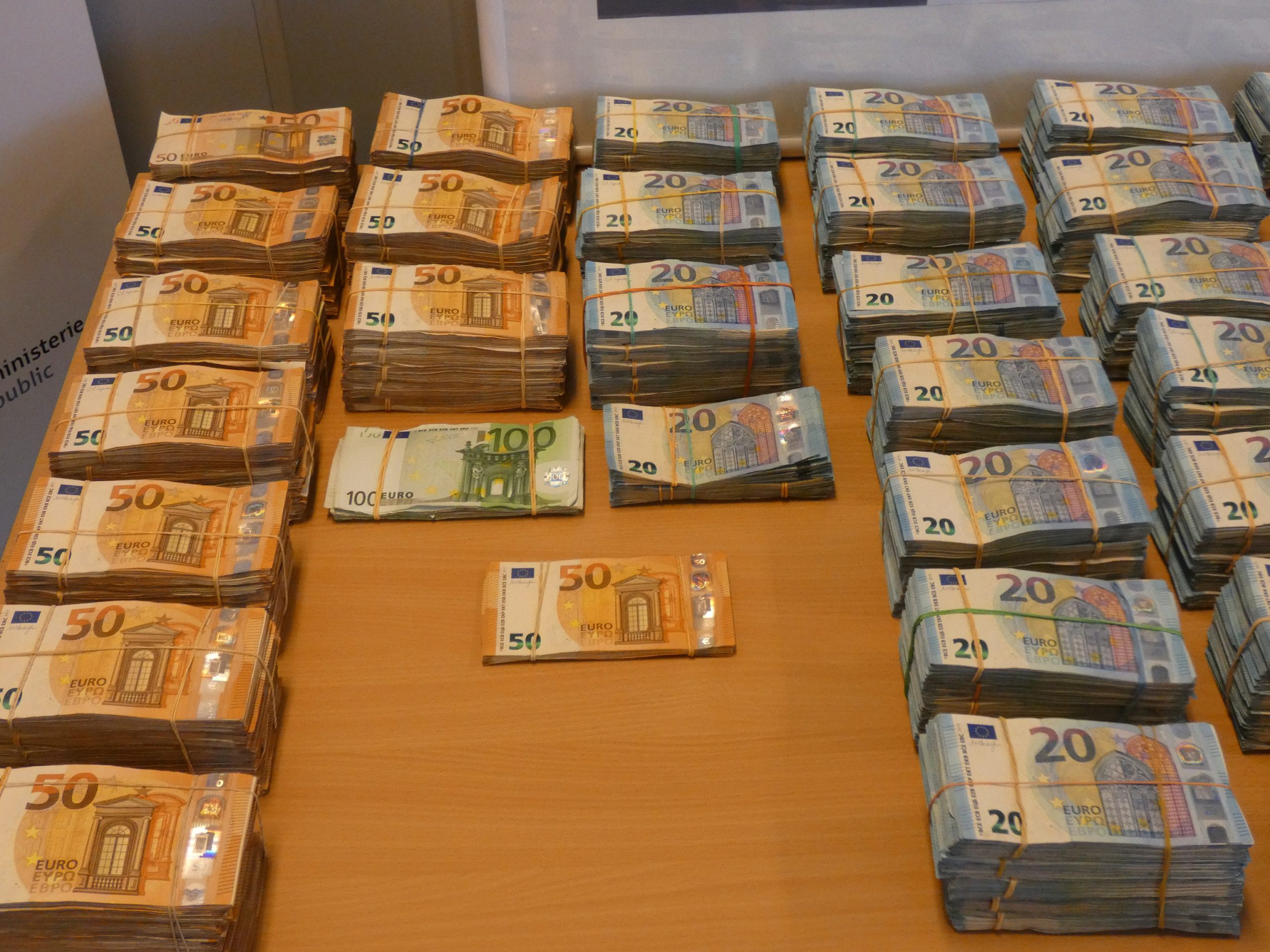 Une enquête européenne révèle un vaste système de fraude à la TVA en Belgique, en France et en Allemagne