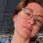 Une frappe russe sur un centre d'affaires à Kyiv fait une victime : la journaliste Maria Ivzhenko