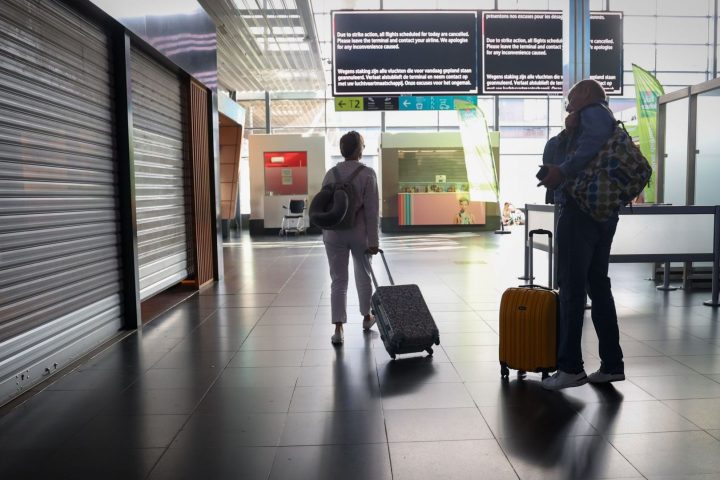 Une grève des contrôleurs aériens à l'aéroport de Charleroi pourrait affecter 832 vols