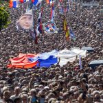 Ursula von der Leyen critique les funérailles de Ratko Mladić comme un recul pour les aspirations européennes de la Serbie