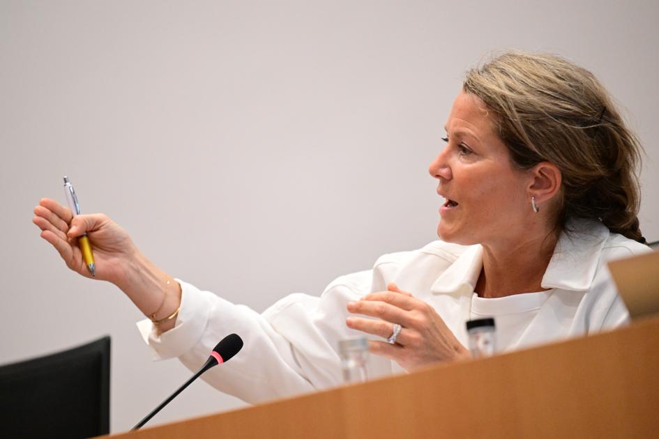 Van Bossuyt critique la proposition de De Smedt pour des plans de retour irréalistes à Bruxelles