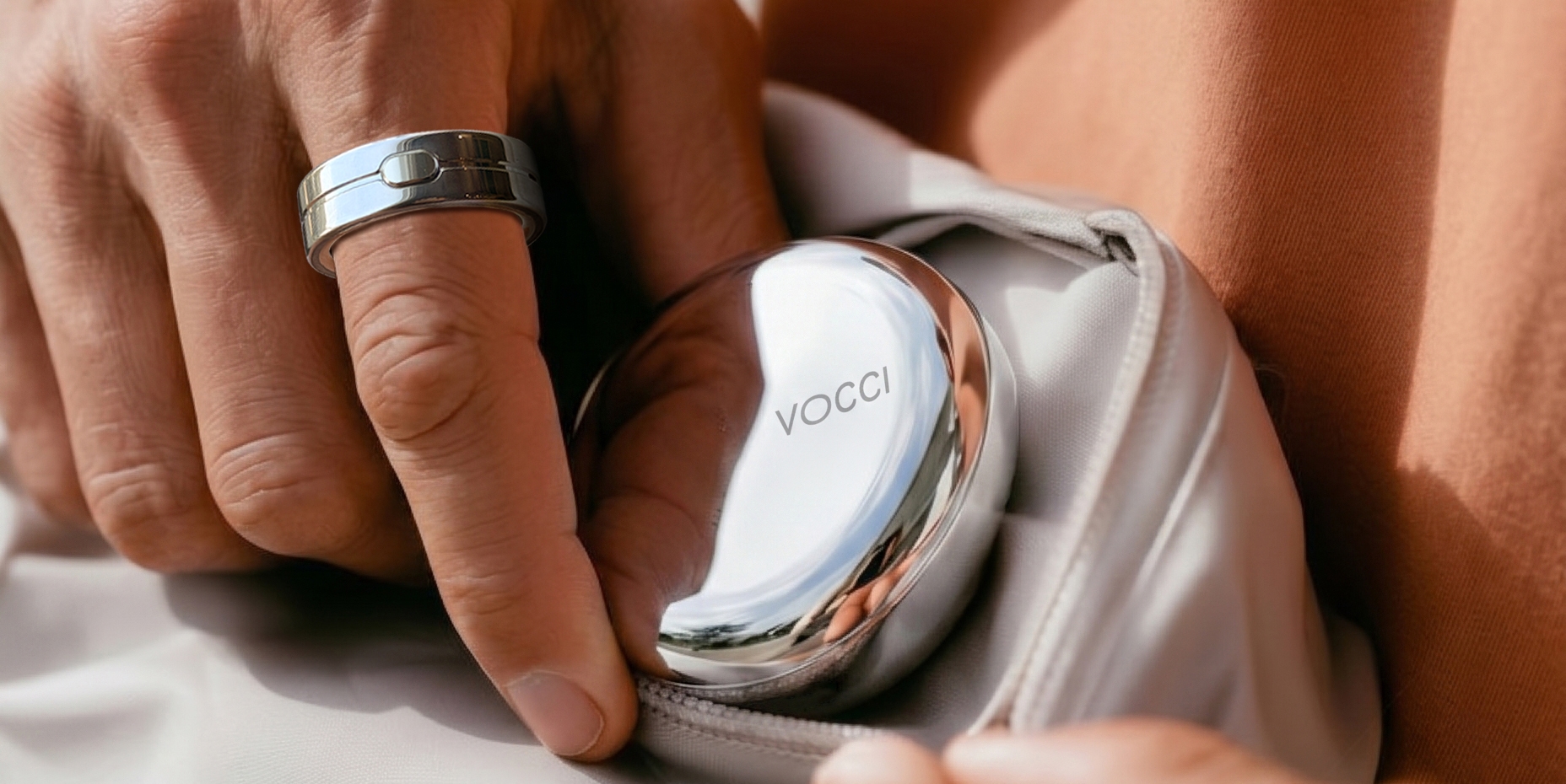 Vocci lance une bague conçue pour prendre des notes lors des réunions.