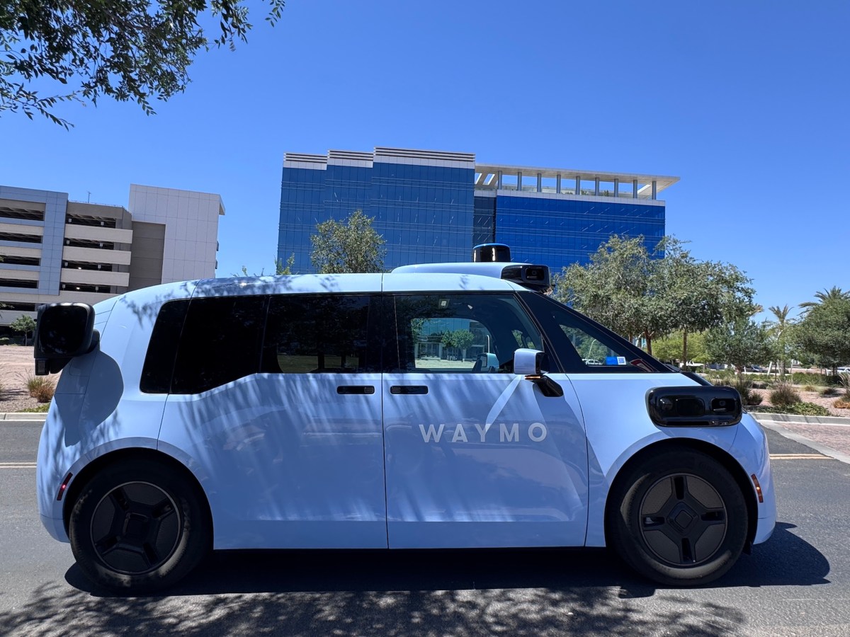 Waymo élargit son service de robotaxi à Denver, San Diego et Tampa, portant sa présence à 14 villes aux États-Unis.