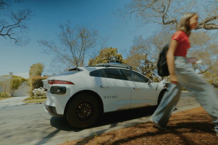 Waymo étend son service de robotaxi aux adolescents à Nashville, renforçant sa présence