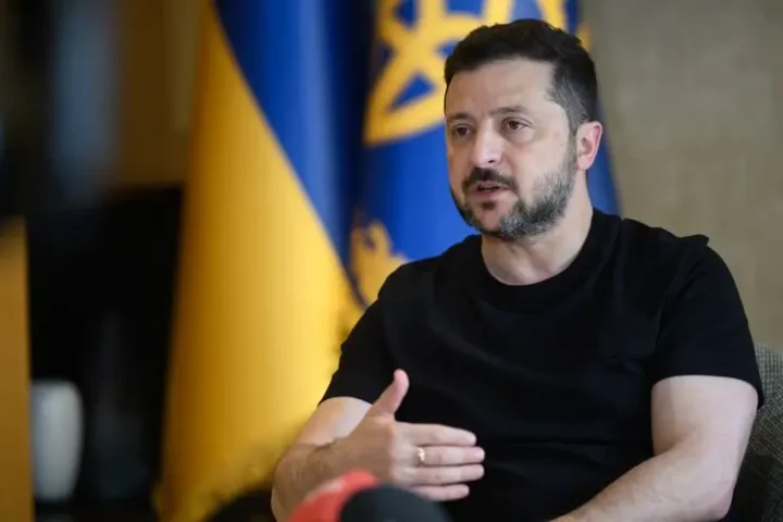 Zelensky discute du programme de défense anti-balisique Freyja avec le Premier ministre norvégien