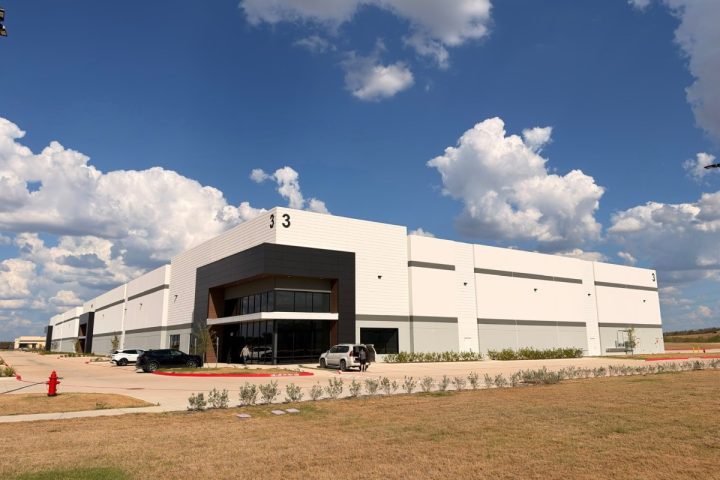 Ambrosia Energy prévoit la construction d'une usine de batteries de 10 GWh au Texas pour les centres de données
