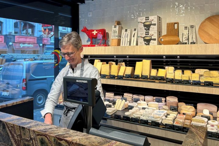 Bénédicte Herlinvaux de Bastogne remporte le titre de meilleure fromagère de Belgique
