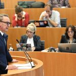 Boris Dilliès met l'accent sur un budget équilibré lors des annonces futures du gouvernement bruxellois.