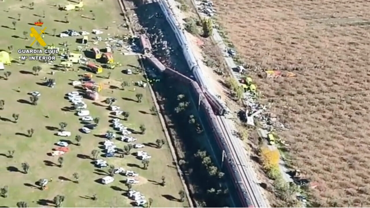 Bruxelles ouvre un livre de condoléances pour les victimes du drame ferroviaire en Espagne