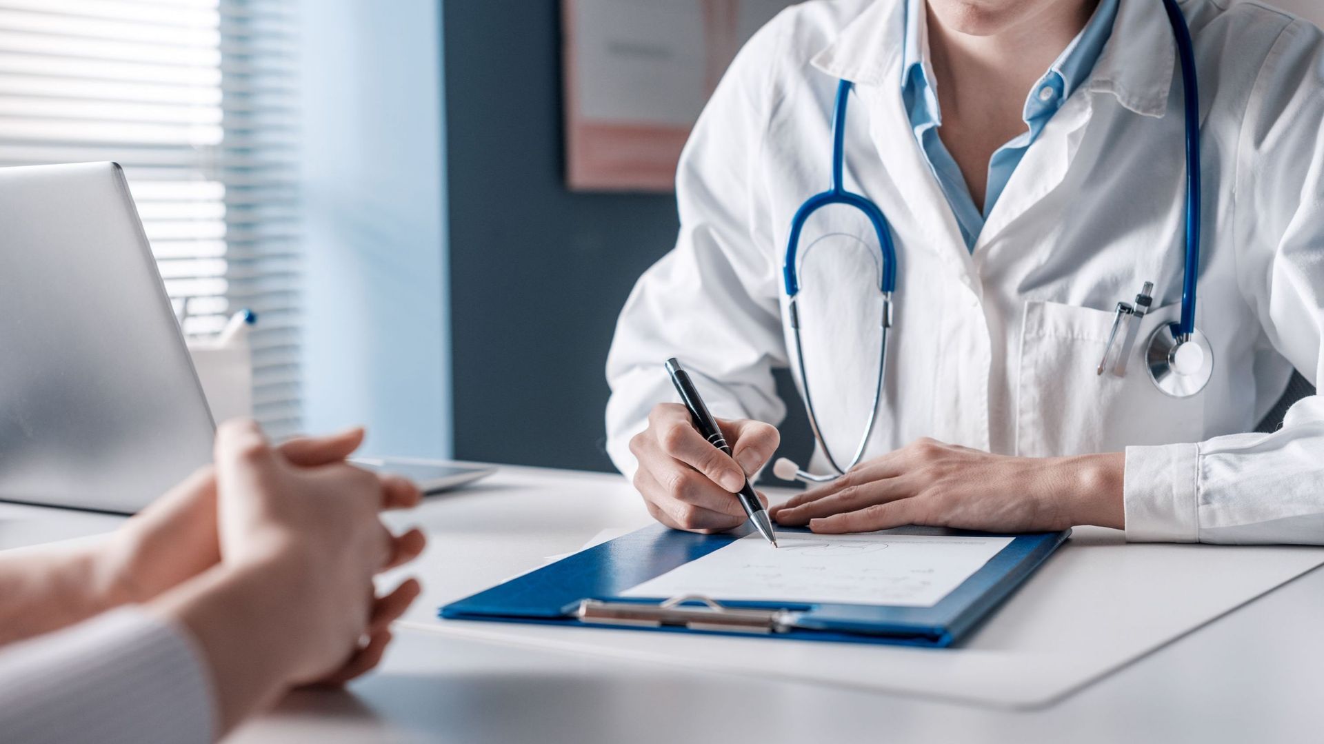 Budget fédéral : une augmentation des co-paiements pourrait affecter l'accès aux soins de santé
